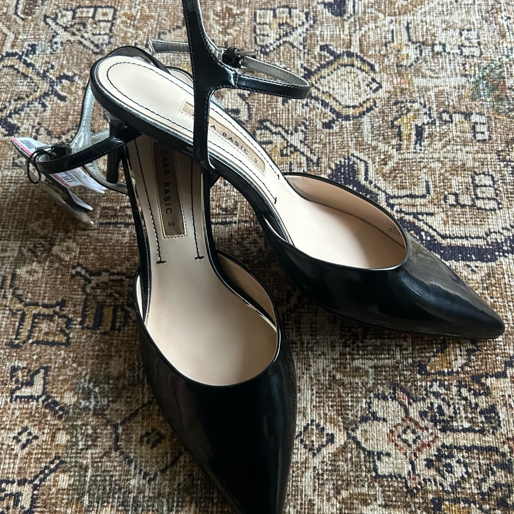 Zara Glossy Black Pointed Heels